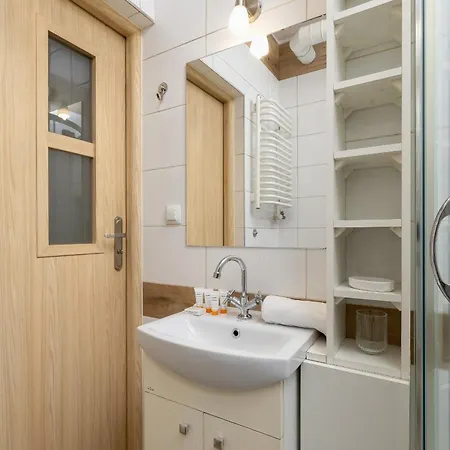 Pet-Friendly & Cozy Studio In Krakow By Noclegi Renters Exterior photo